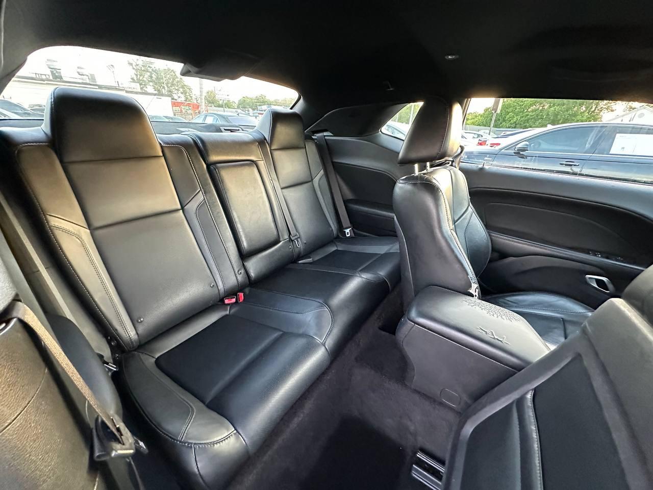 Dodge Challenger SXT 2016