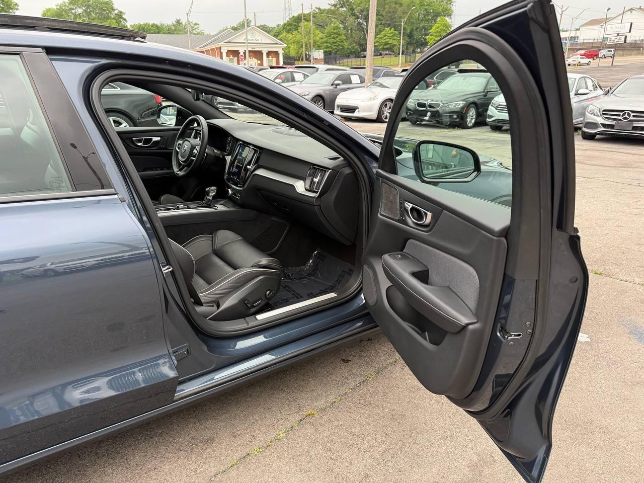 Volvo S60 T5 R-Design 2019