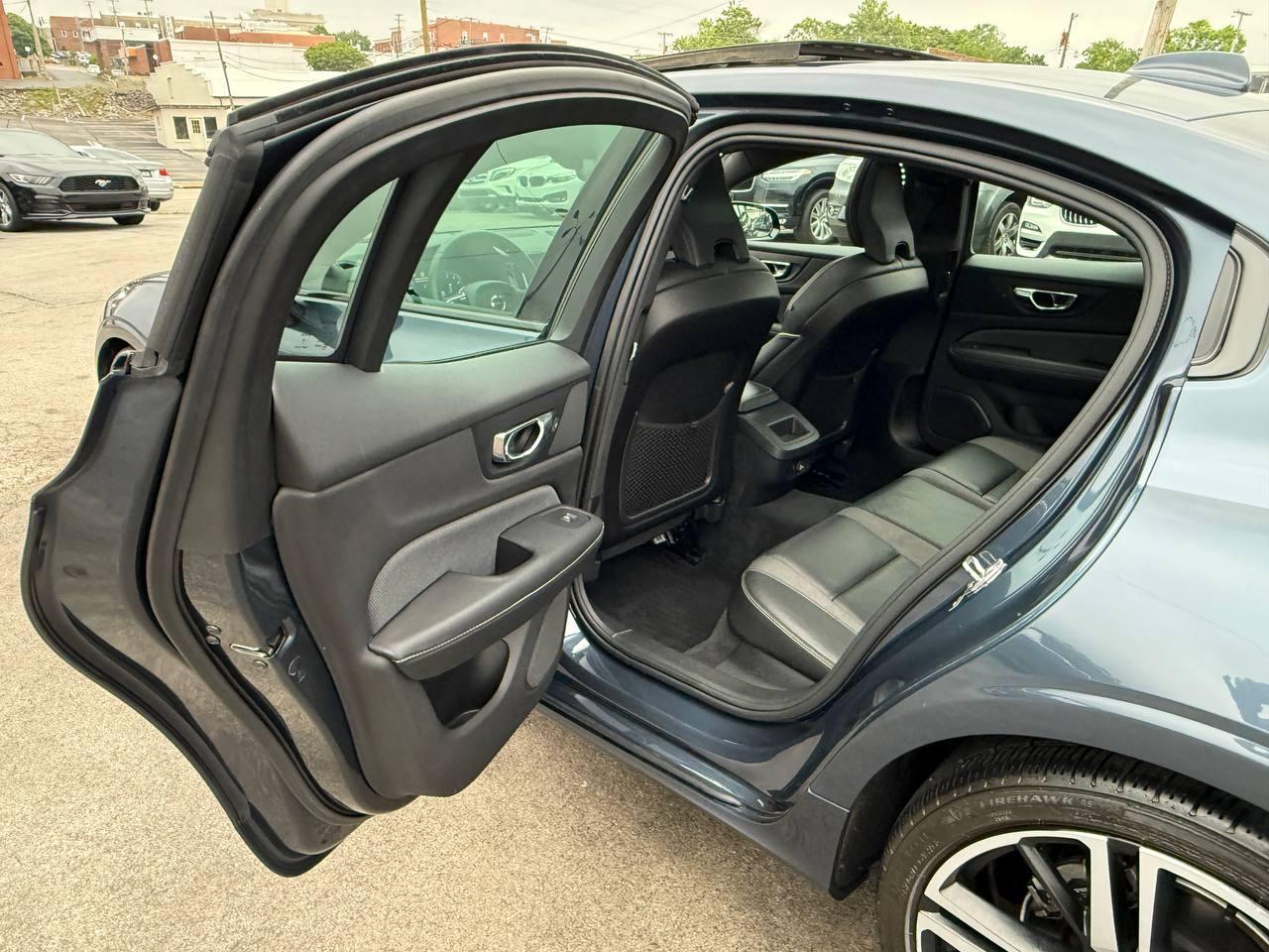 Volvo S60 T5 R-Design 2019