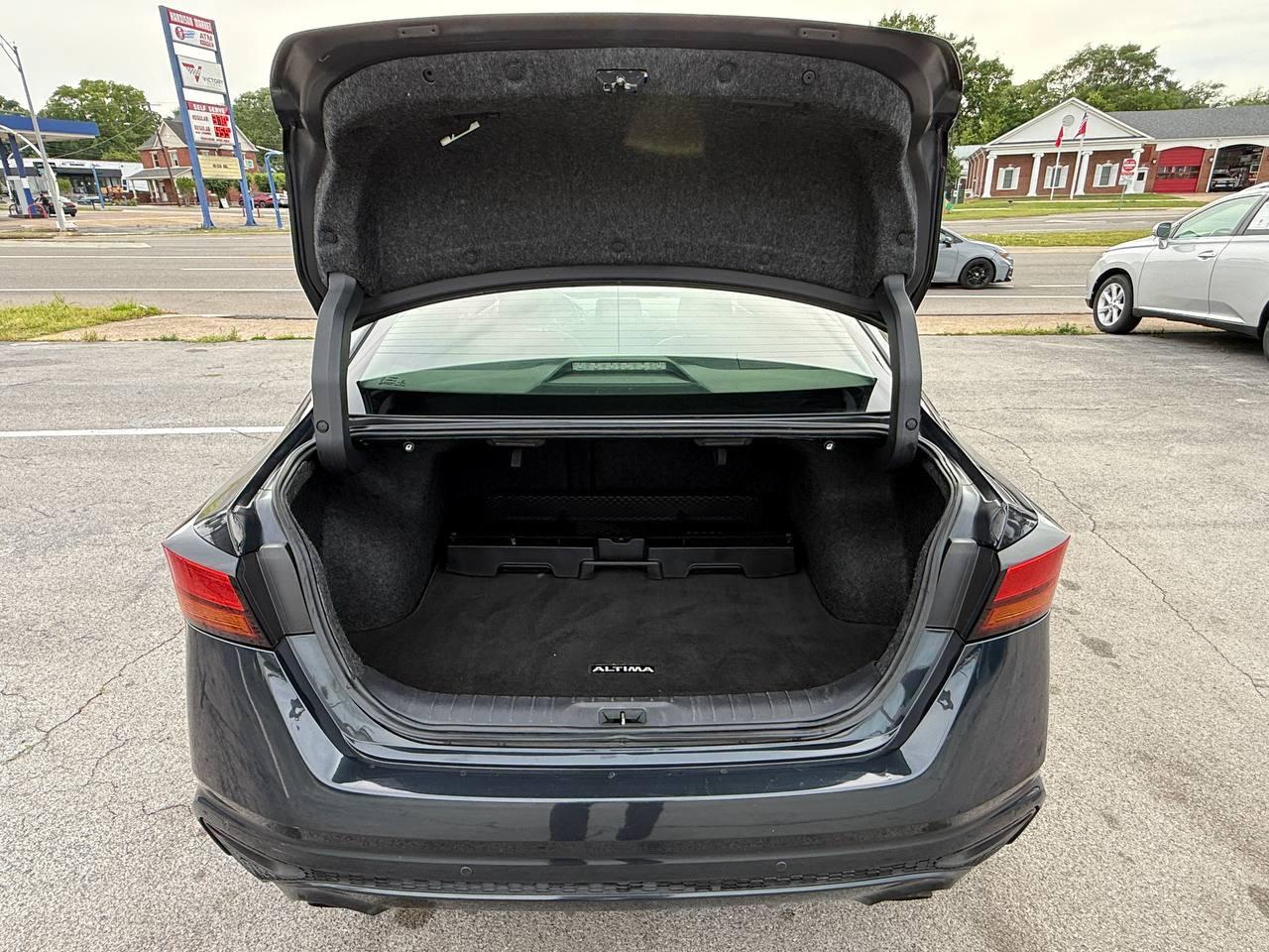 Nissan Altima VC-T Platinum 2020