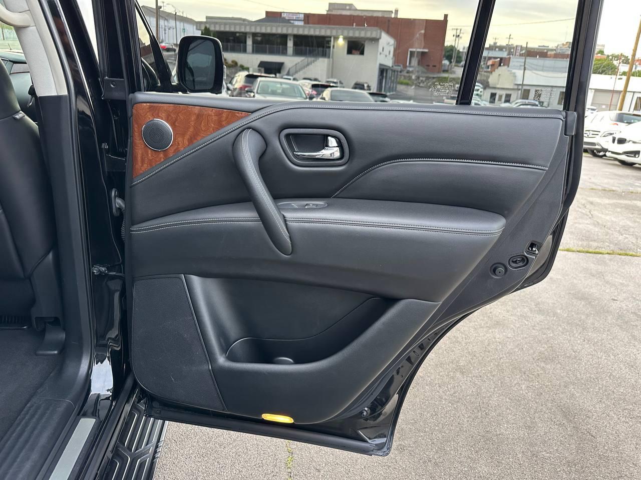 Infiniti QX80 2WD 2018