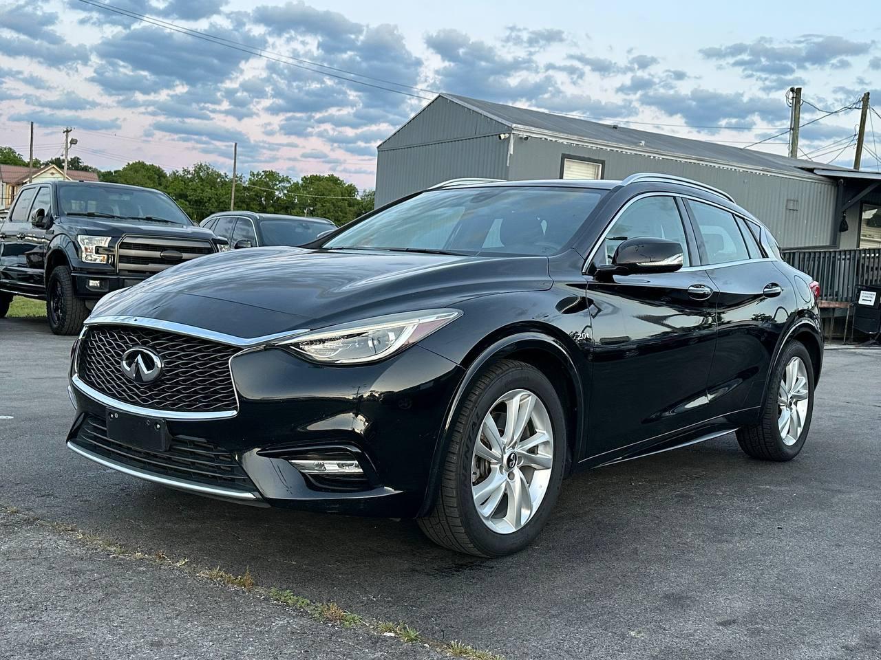 Infiniti QX30 Premium 2017