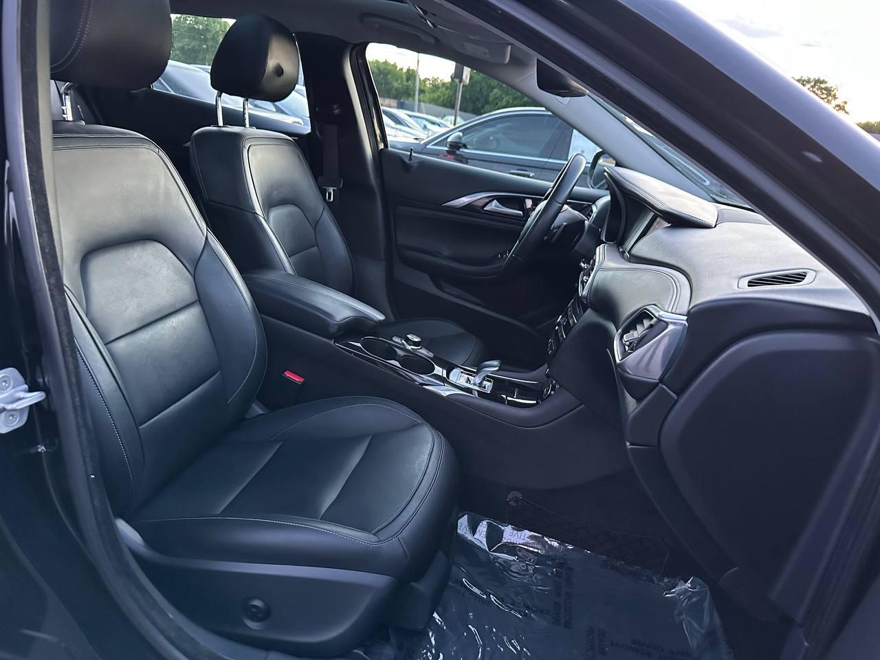 Infiniti QX30 Premium 2017
