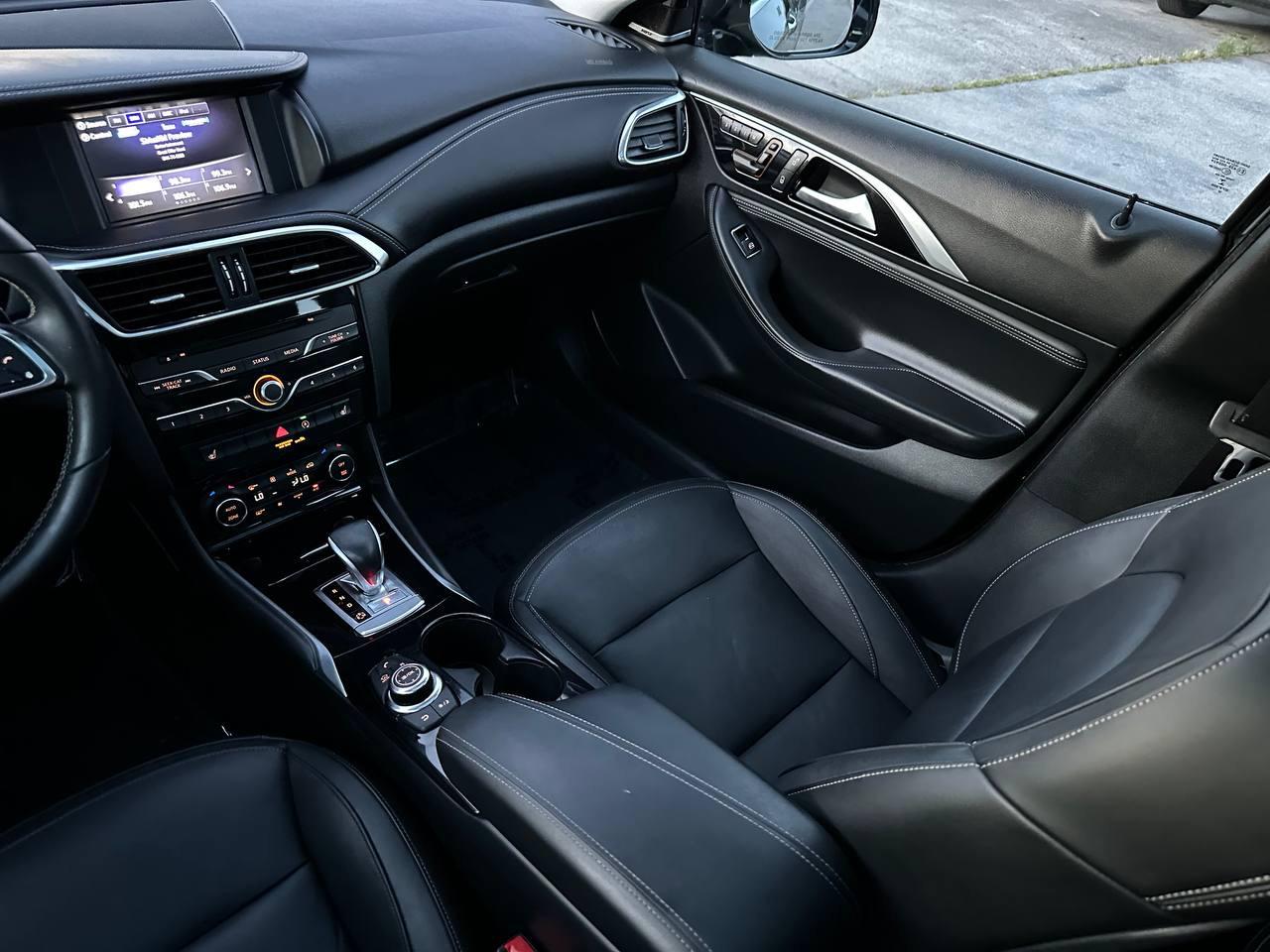 Infiniti QX30 Premium 2017