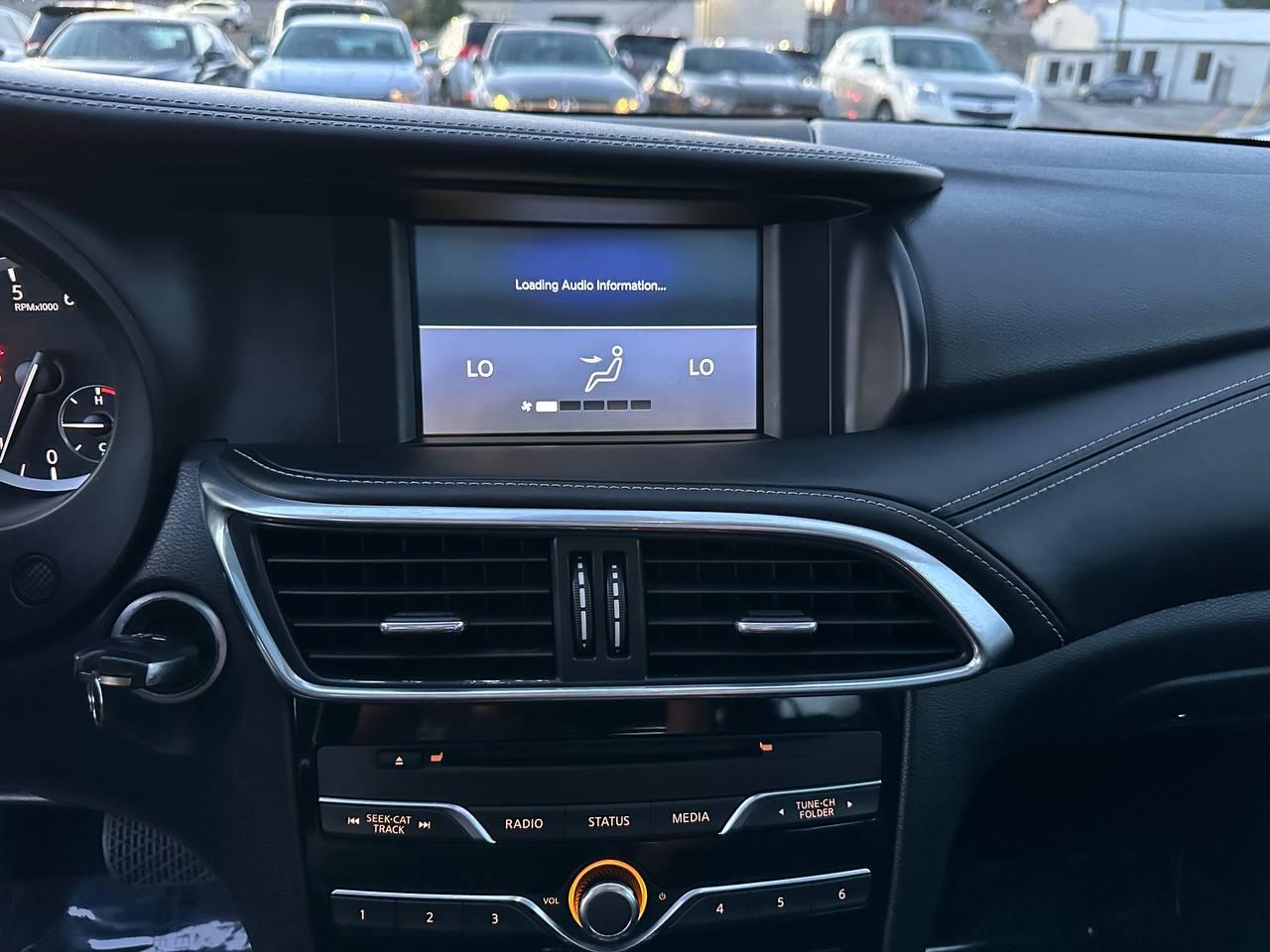 Infiniti QX30 Premium 2017