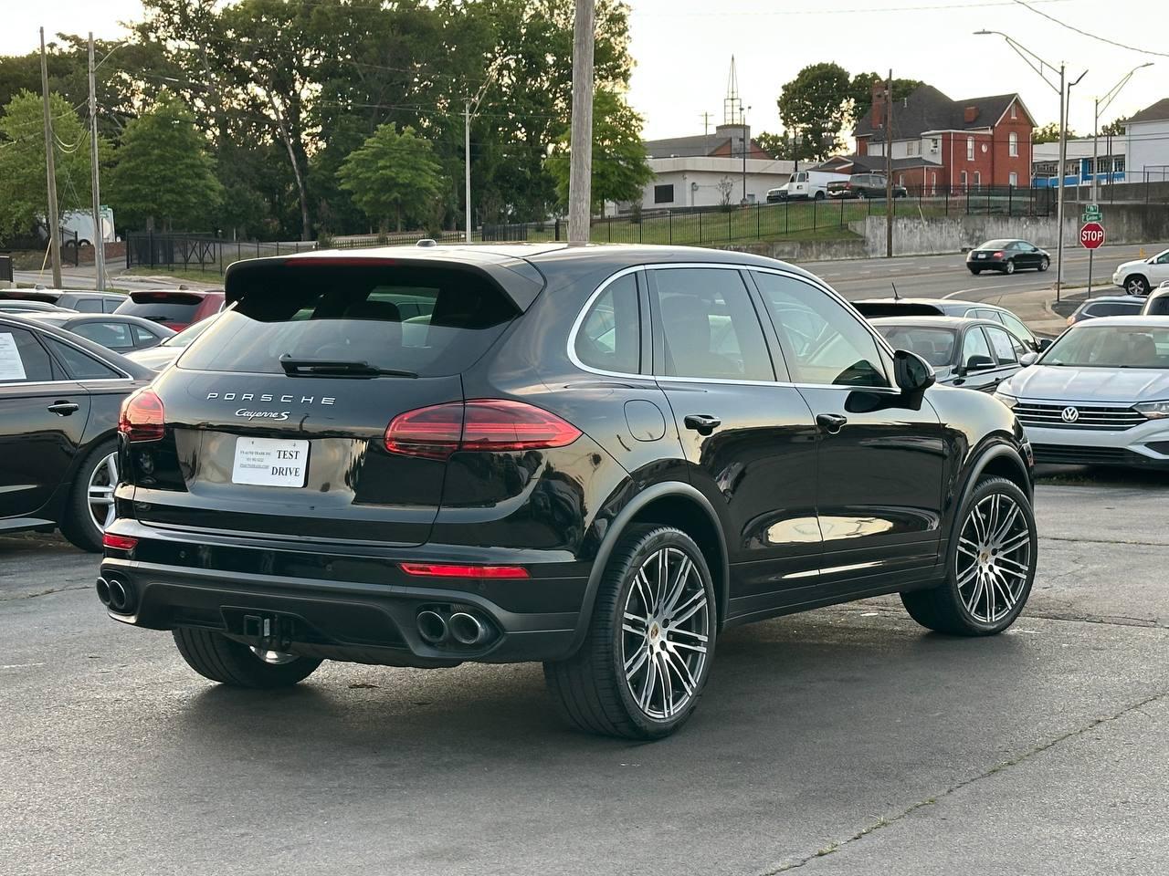 Porsche Cayenne S 2016