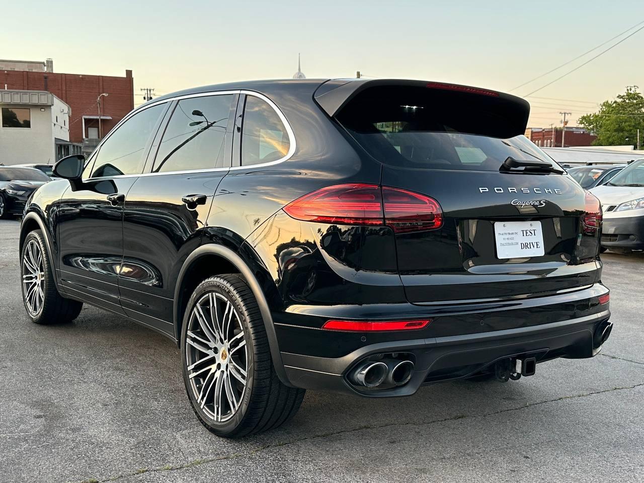 Porsche Cayenne S 2016