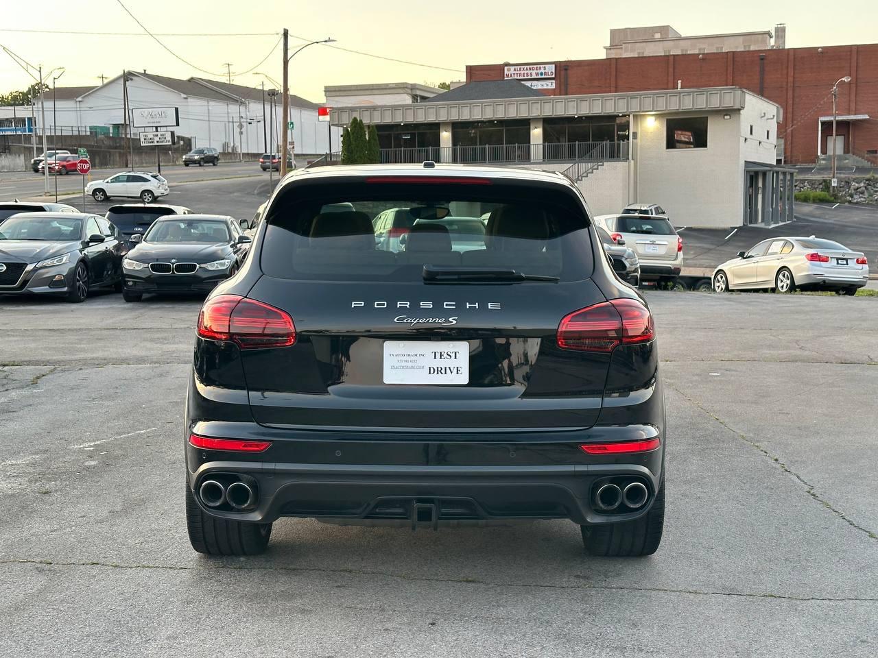 Porsche Cayenne S 2016