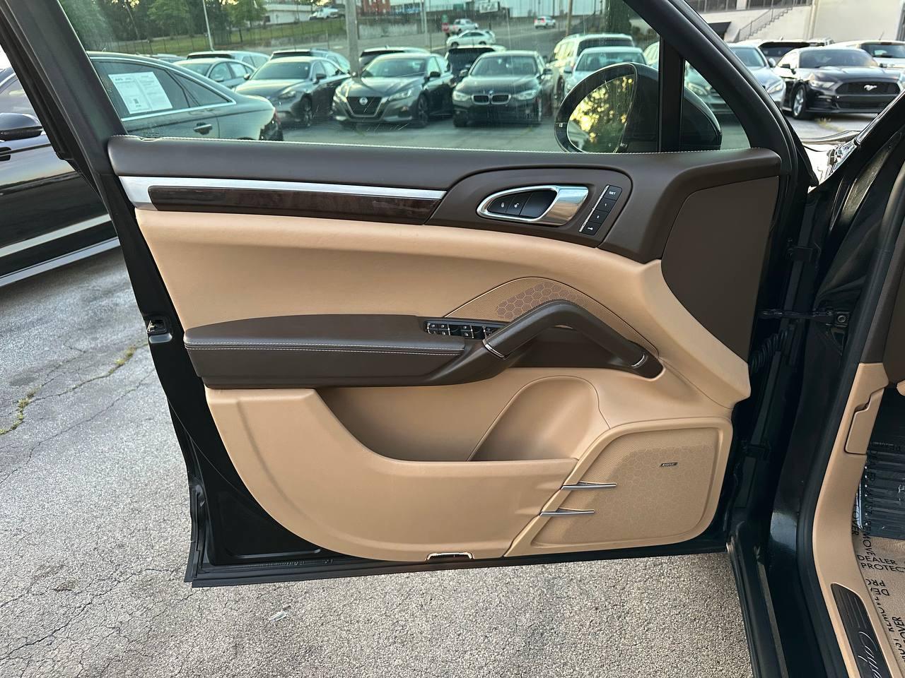 Porsche Cayenne S 2016