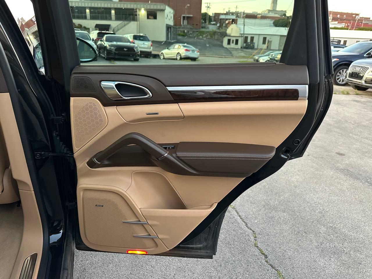 Porsche Cayenne S 2016