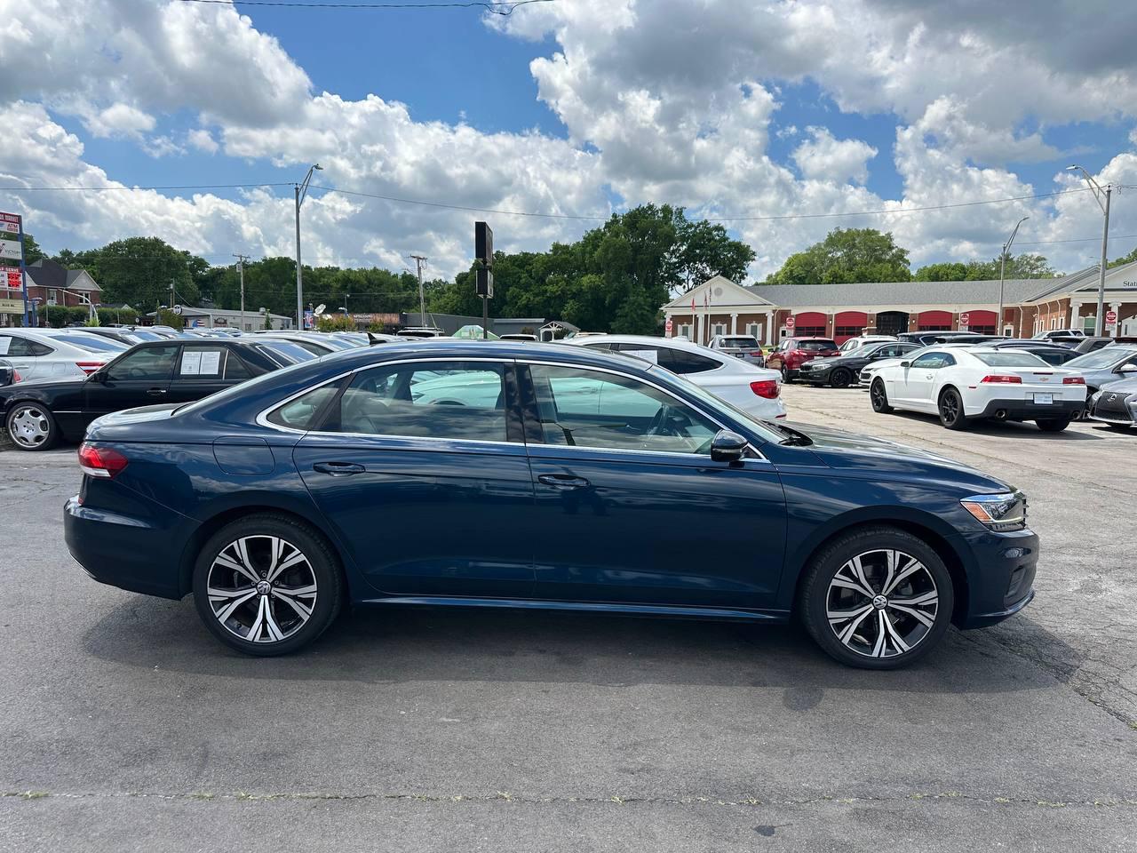 Volkswagen Passat SE 2021