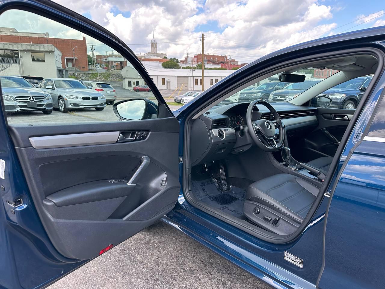 Volkswagen Passat SE 2021