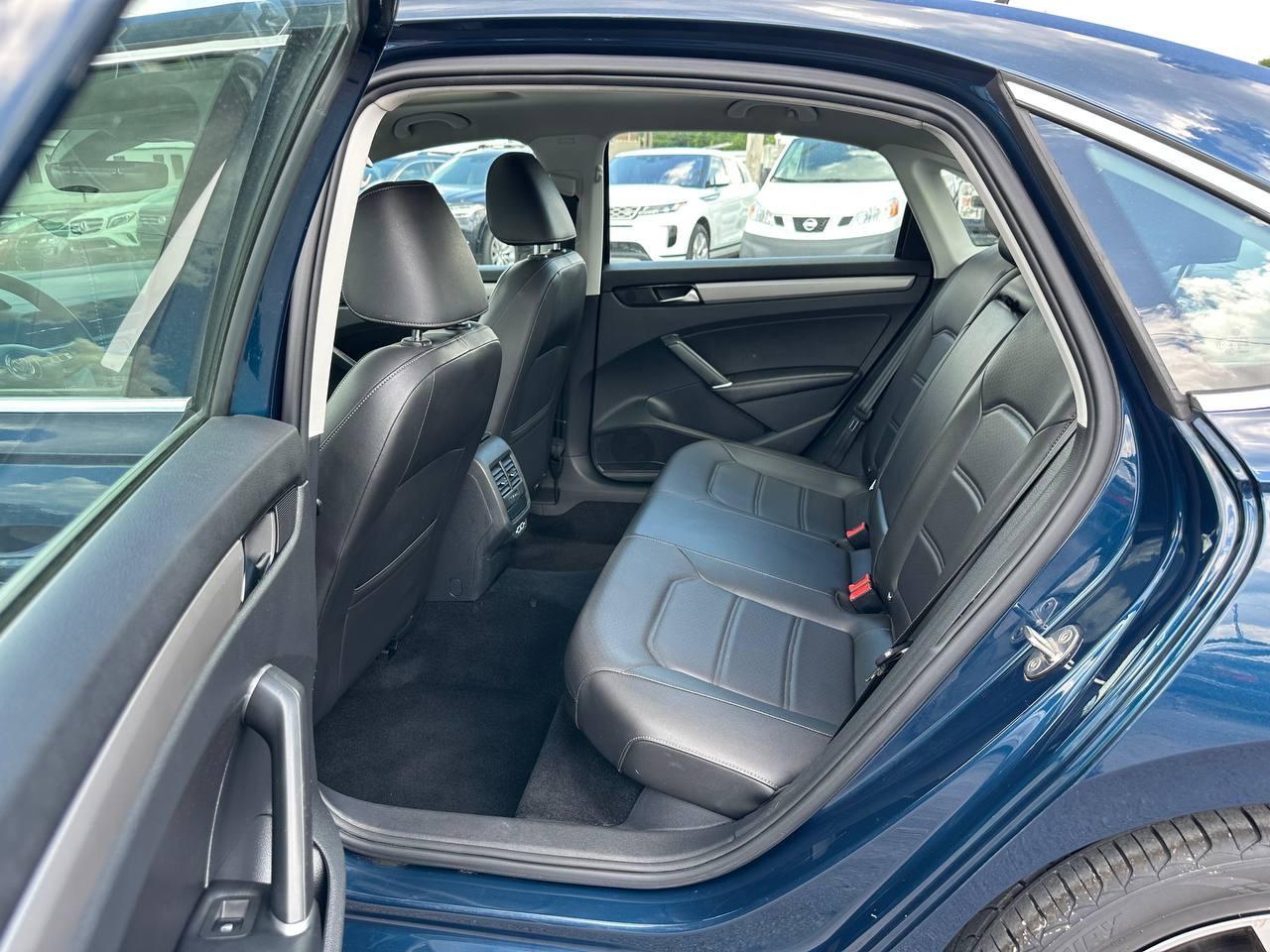 Volkswagen Passat SE 2021