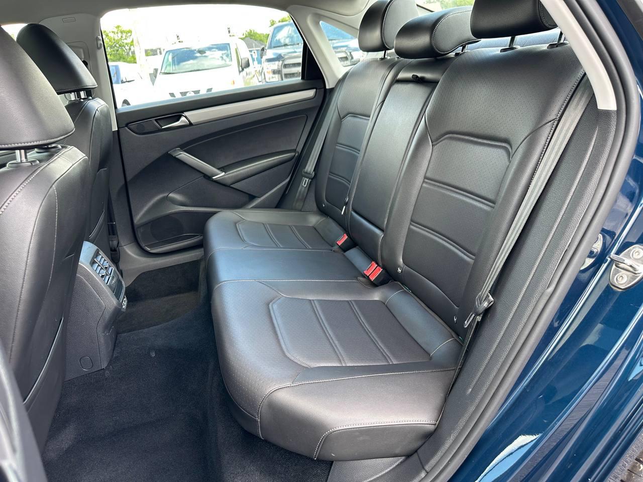Volkswagen Passat SE 2021