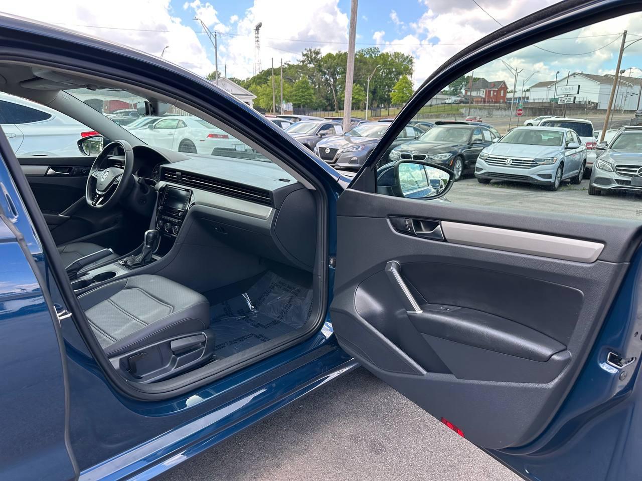 Volkswagen Passat SE 2021