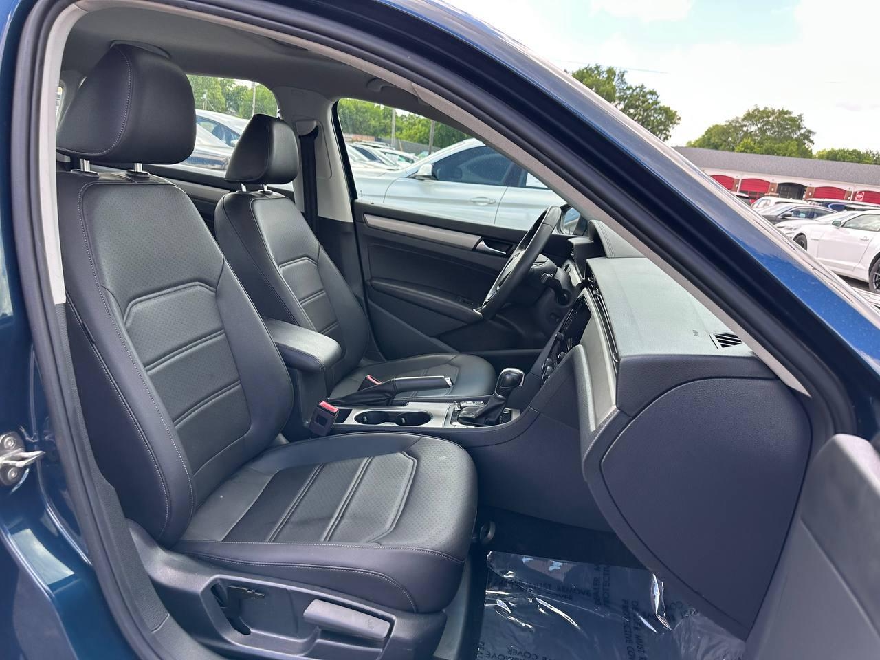 Volkswagen Passat SE 2021