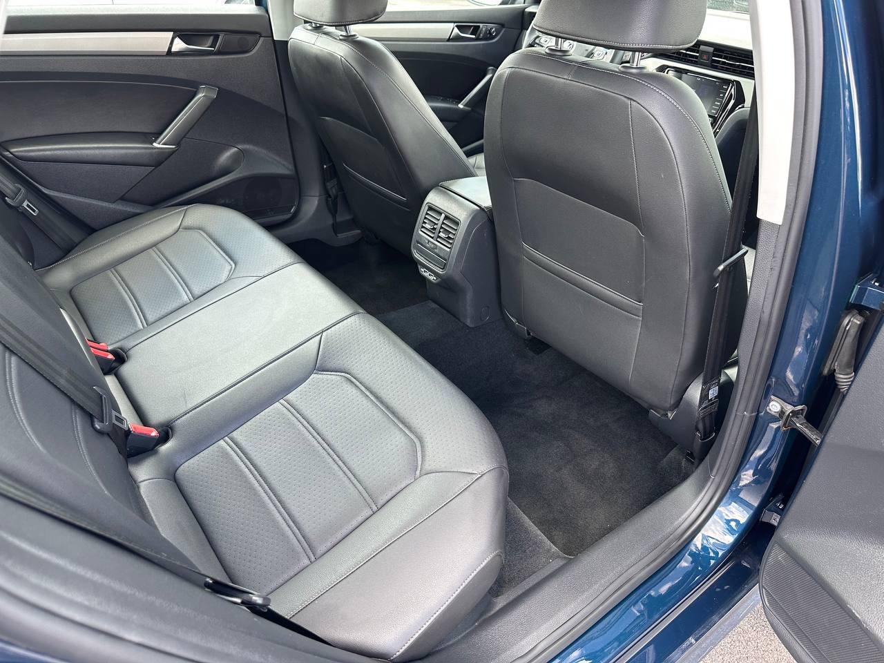 Volkswagen Passat SE 2021