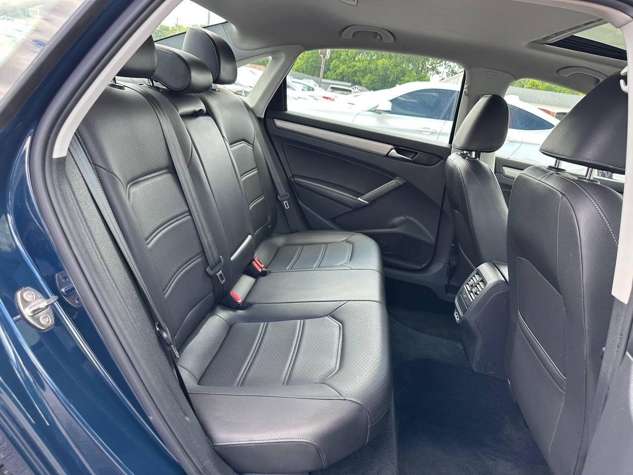 Volkswagen Passat SE 2021
