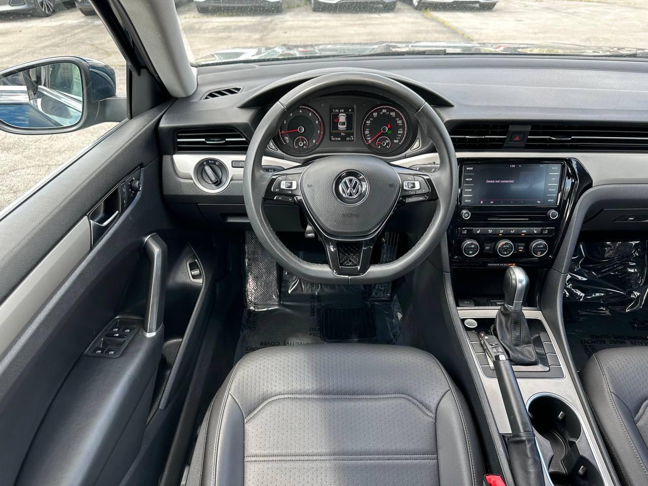 Volkswagen Passat SE 2021