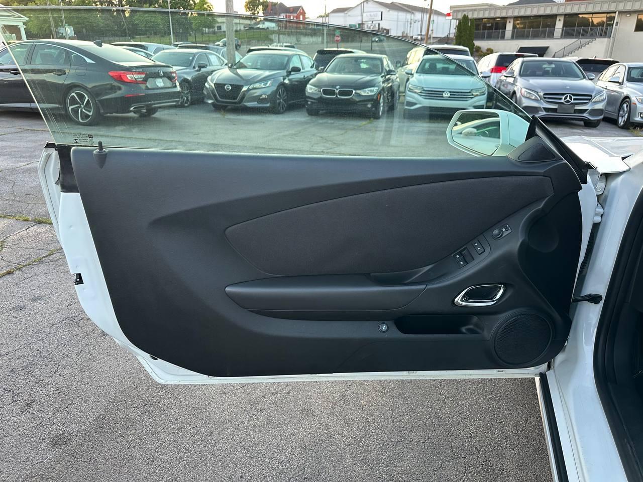 Chevrolet Camaro Coupe 1LT 2014