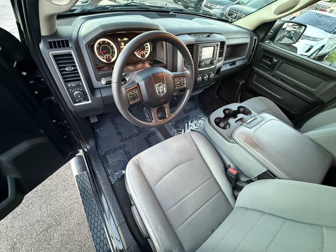 RAM 1500 Tradesman Quad Cab 2WD 2018