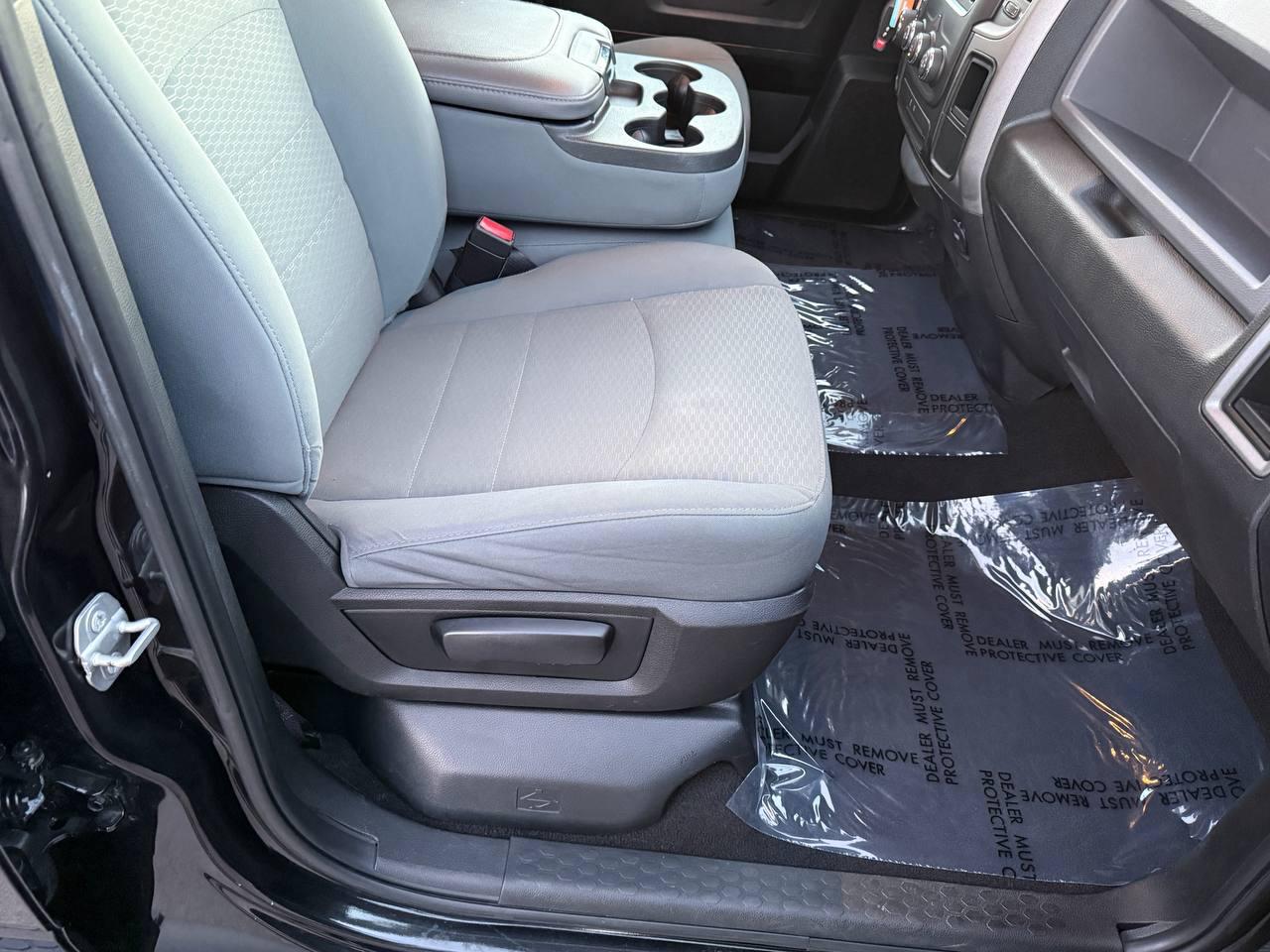 RAM 1500 Tradesman Quad Cab 2WD 2018