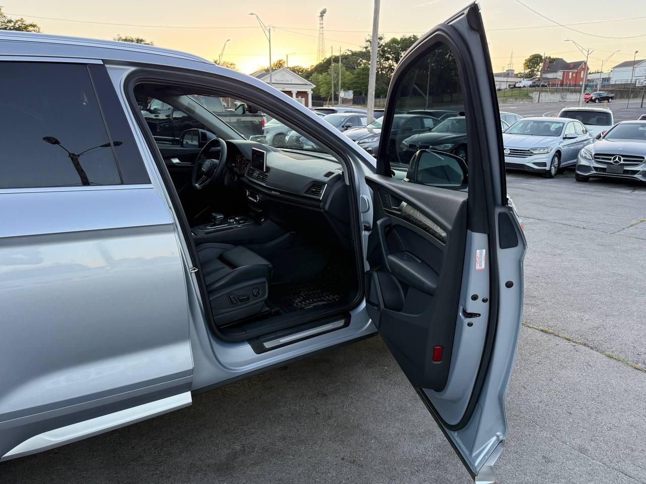 Audi Q5 2.0T Premium Plus quattro 2018