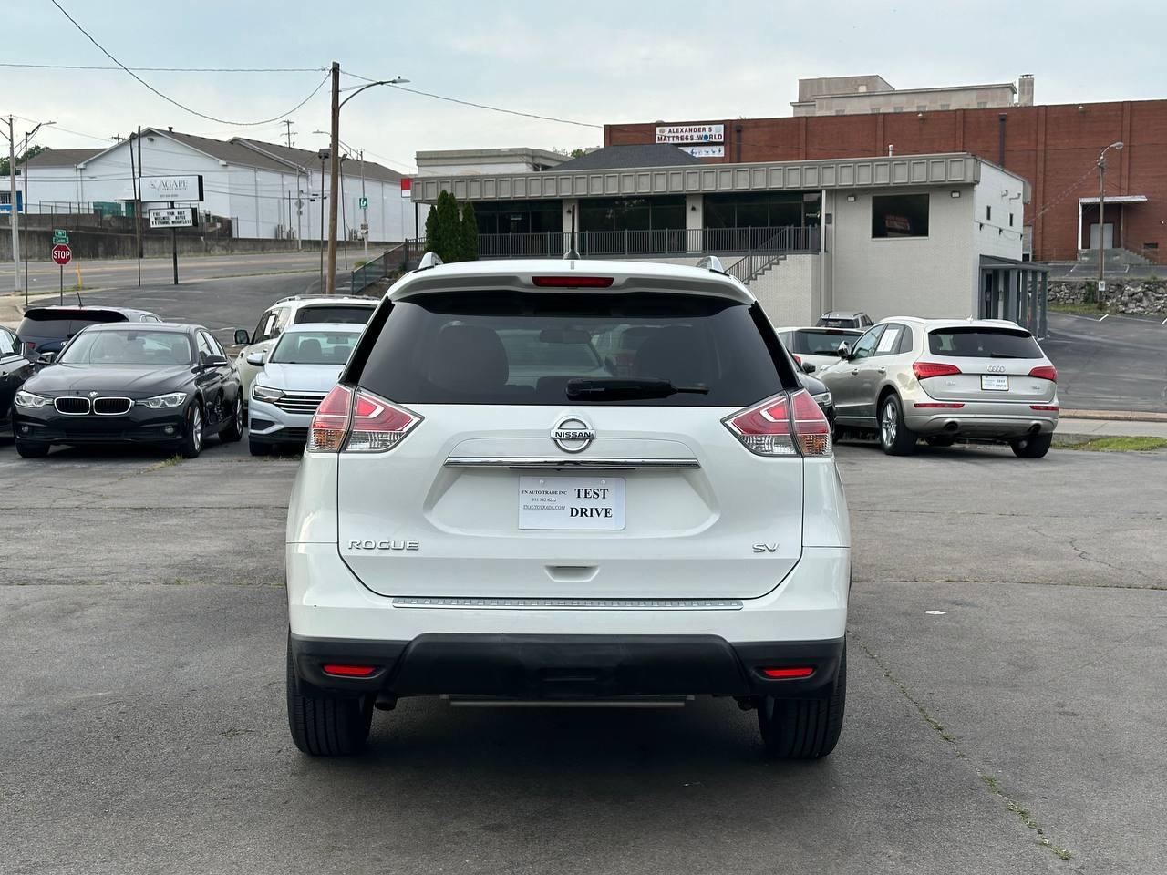 Nissan Rogue SV 2WD 2015