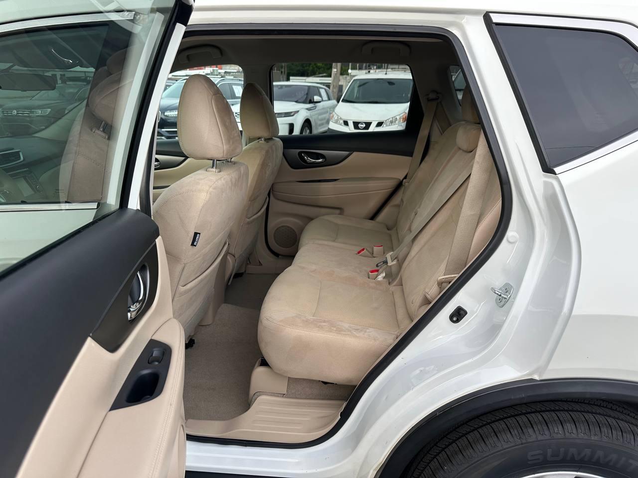Nissan Rogue SV 2WD 2015