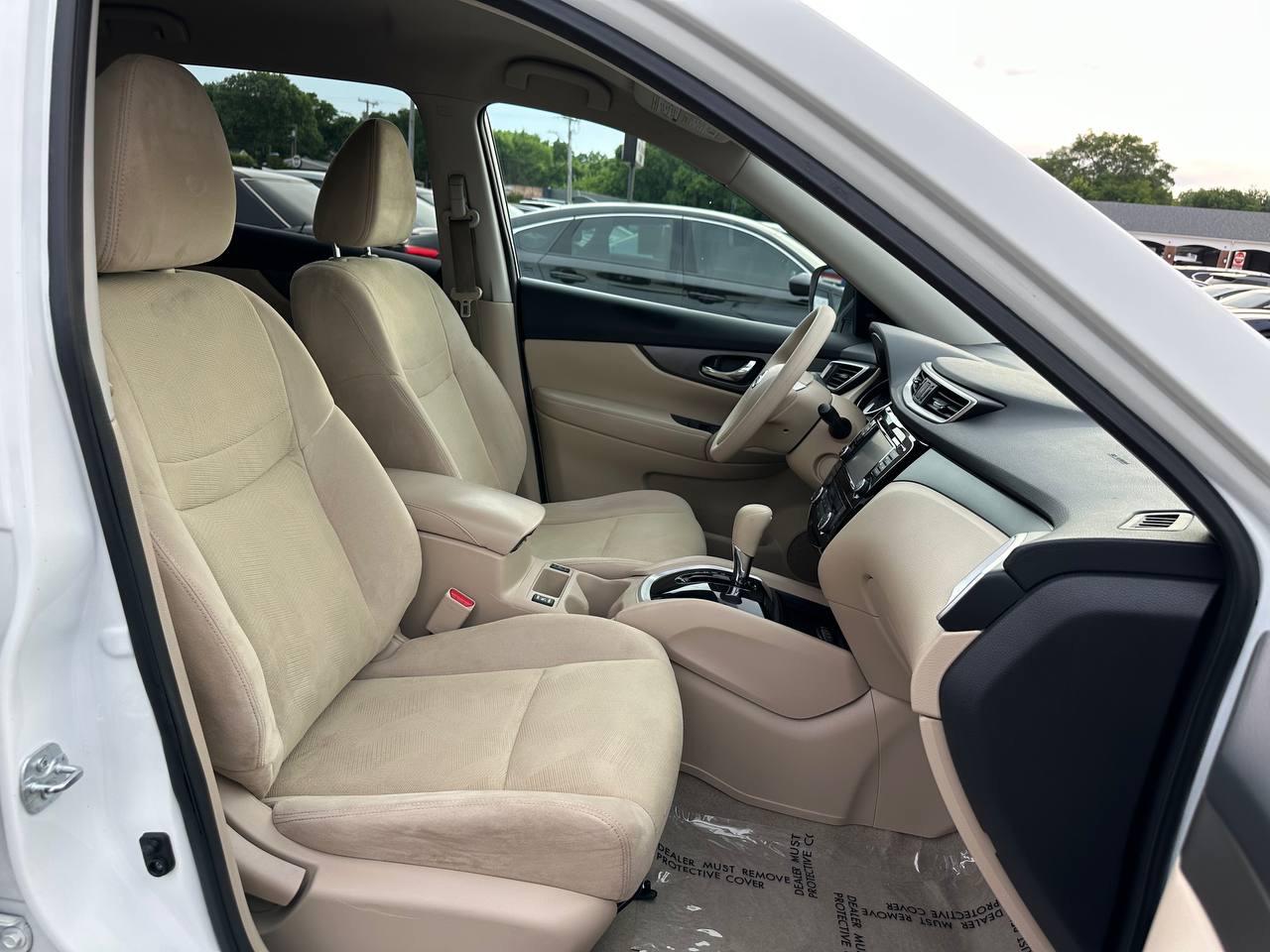 Nissan Rogue SV 2WD 2015