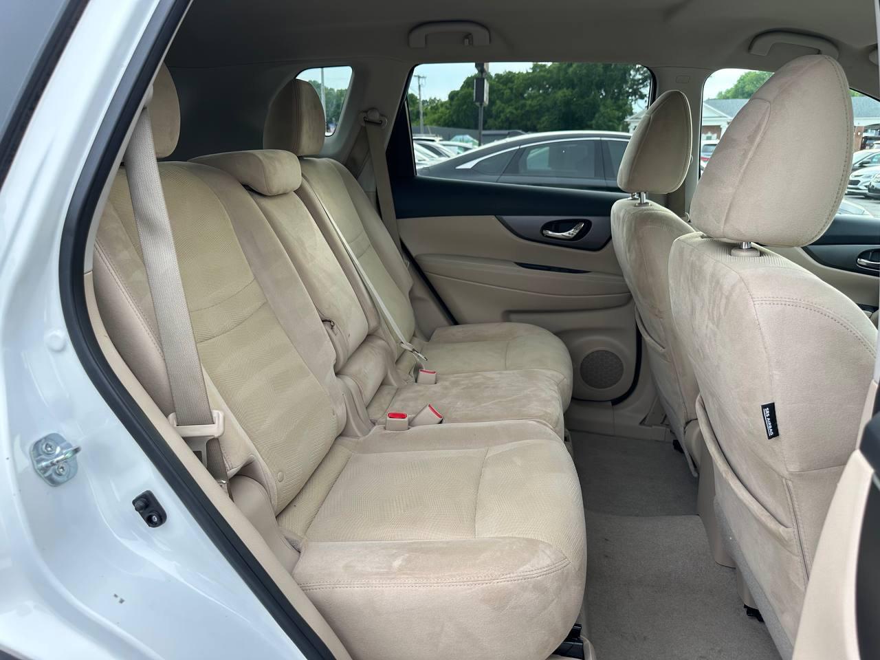 Nissan Rogue SV 2WD 2015
