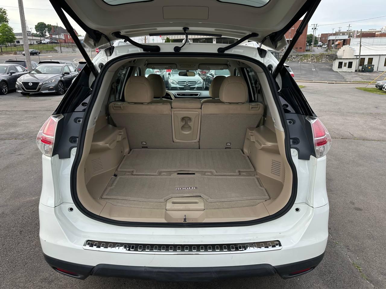 Nissan Rogue SV 2WD 2015