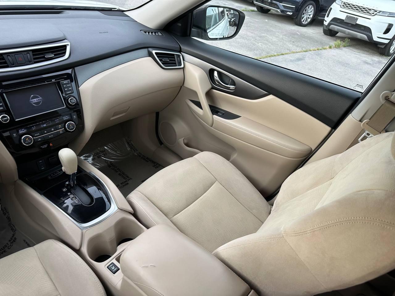 Nissan Rogue SV 2WD 2015