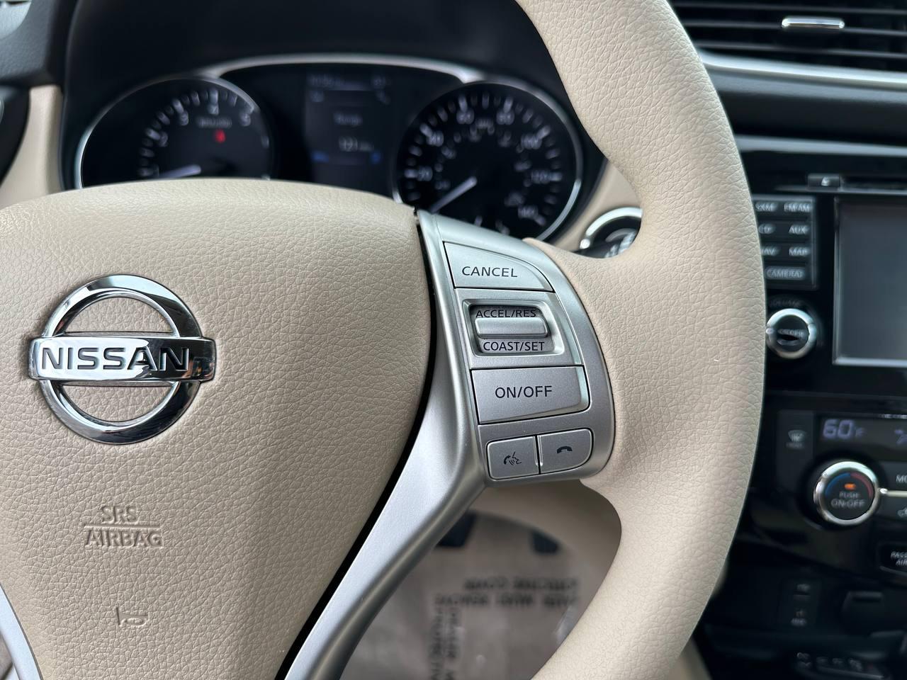 Nissan Rogue SV 2WD 2015