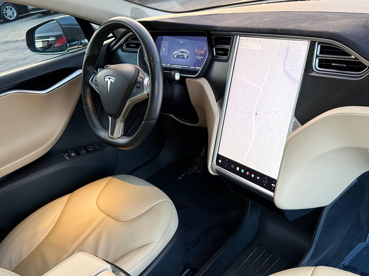 Tesla Model S 85D 2015