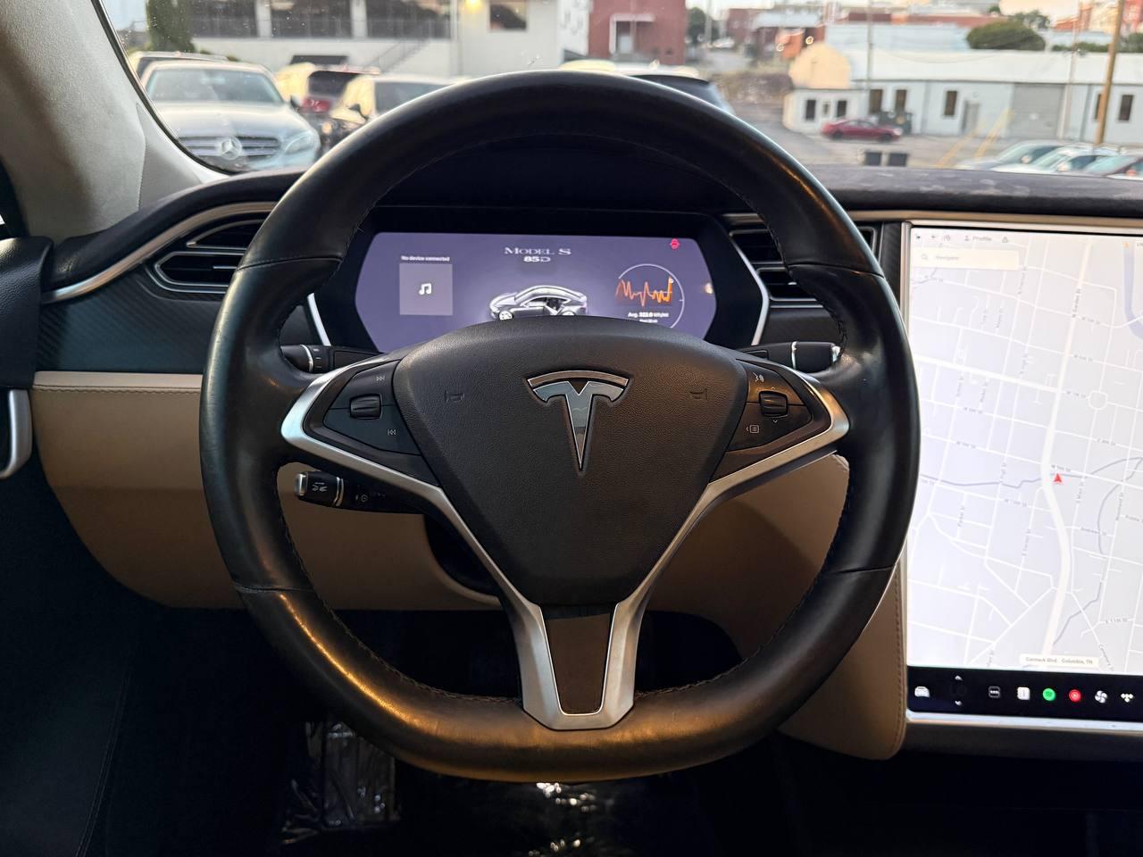 Tesla Model S 85D 2015