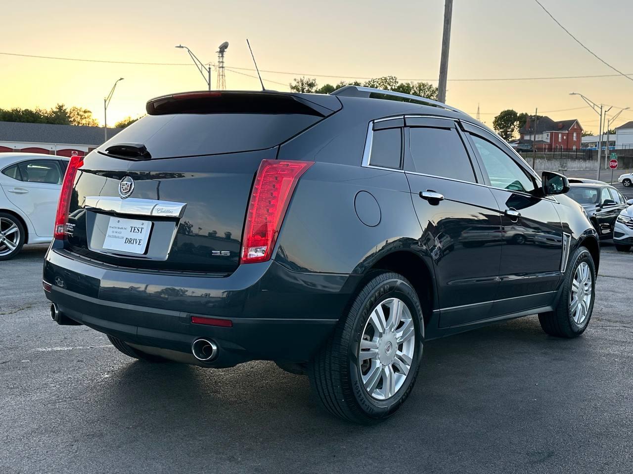 Cadillac SRX Luxury Collection FWD 2016