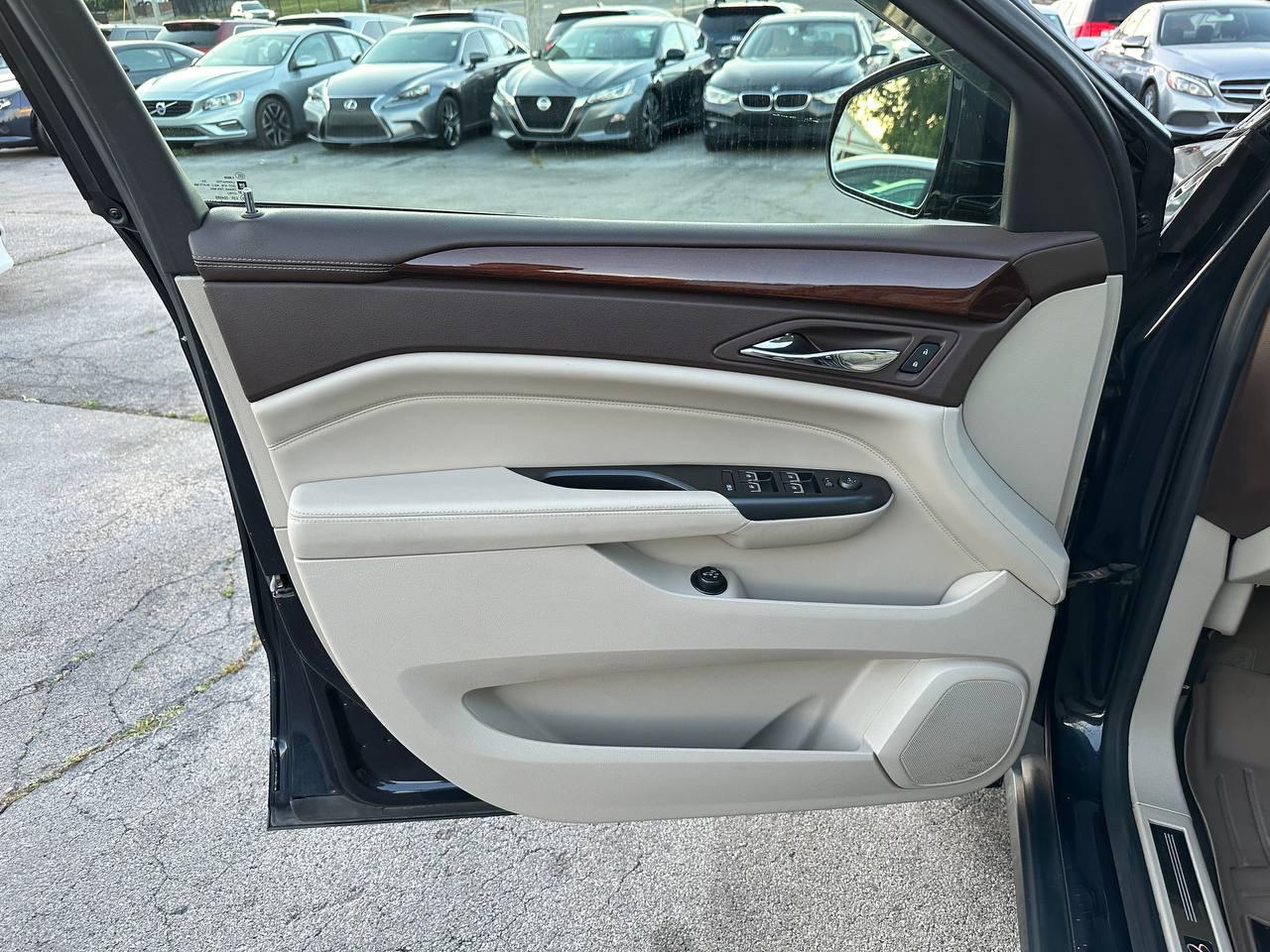 Cadillac SRX Luxury Collection FWD 2016