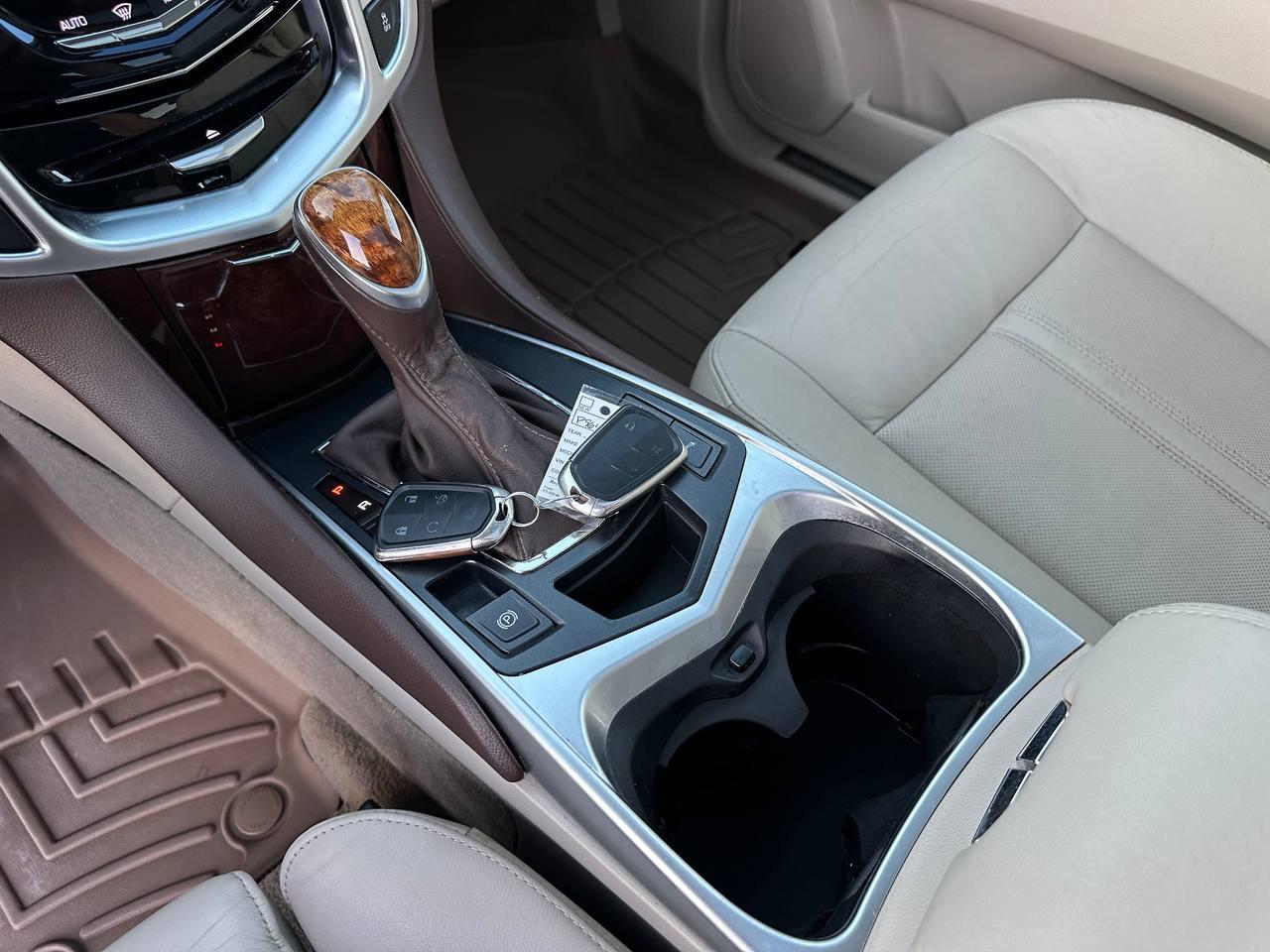 Cadillac SRX Luxury Collection FWD 2016