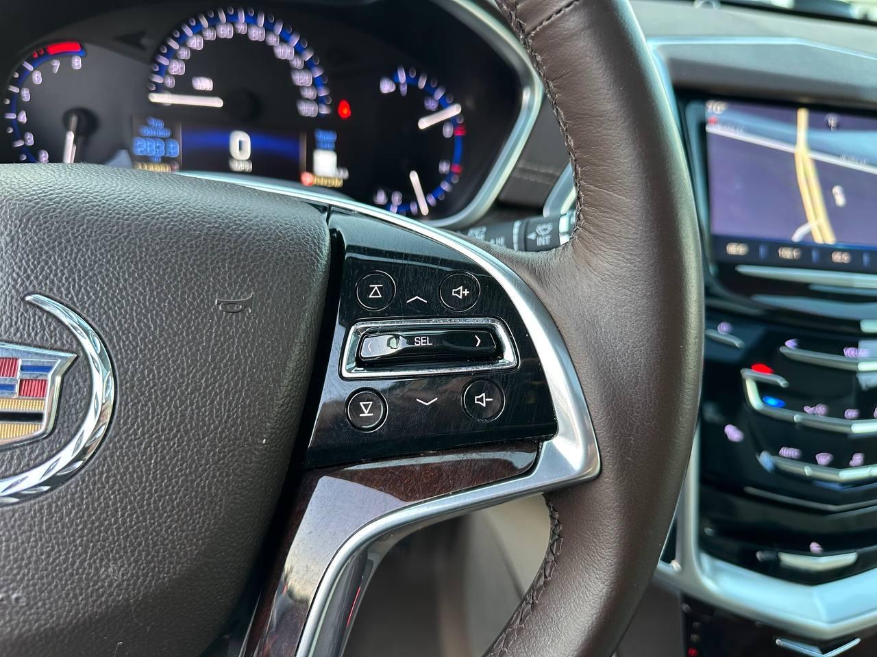 Cadillac SRX Luxury Collection FWD 2016