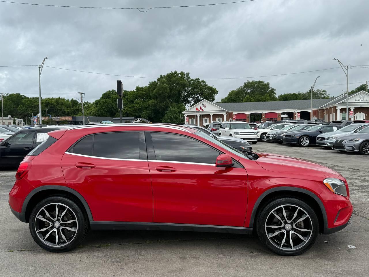 Mercedes-Benz GLA-Class GLA250 2015