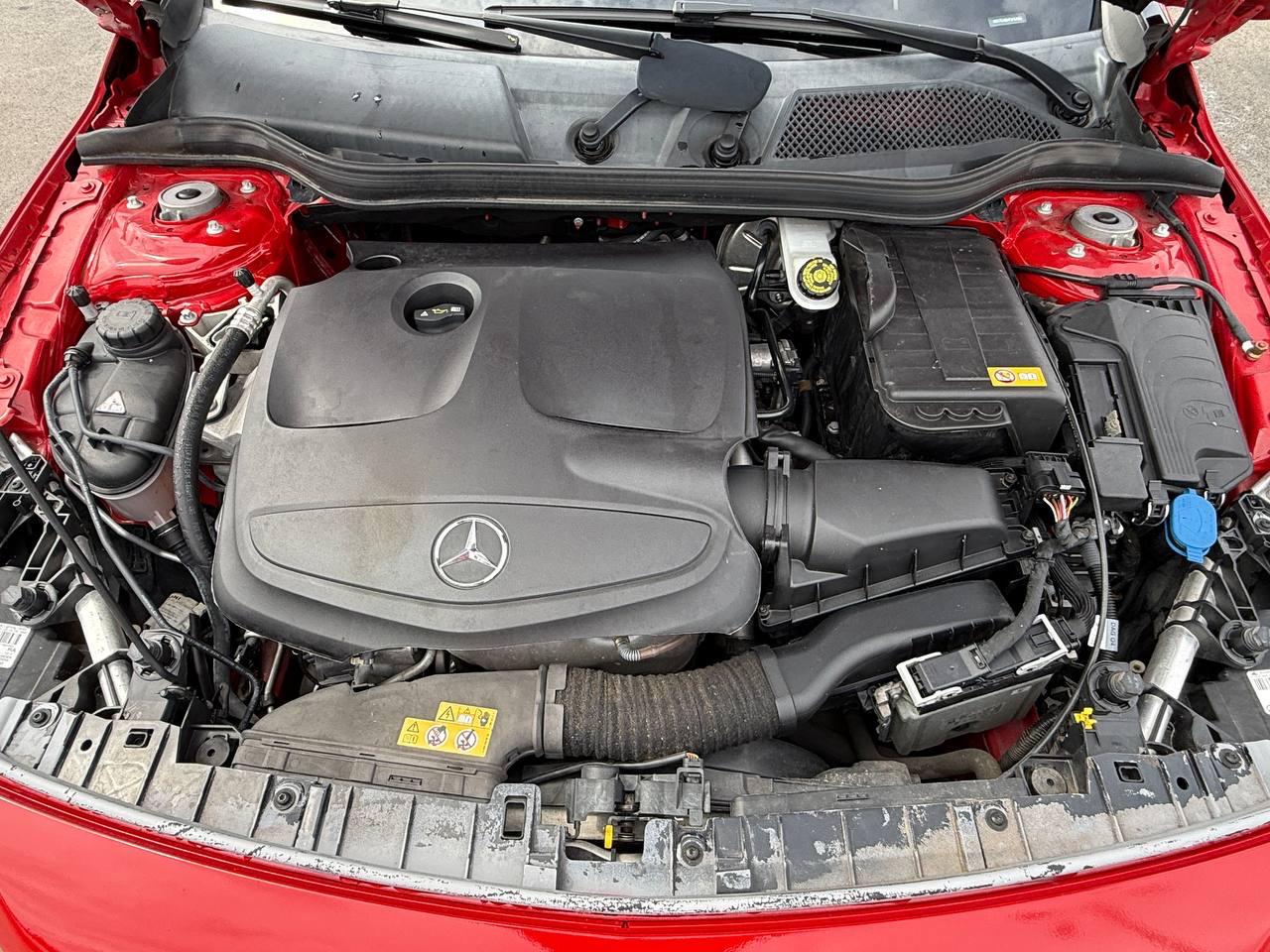 Mercedes-Benz GLA-Class GLA250 2015