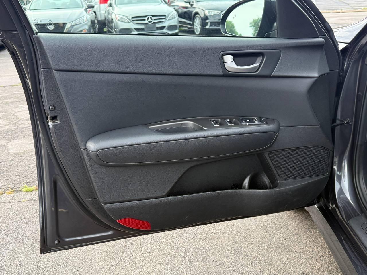 Kia Optima  2018