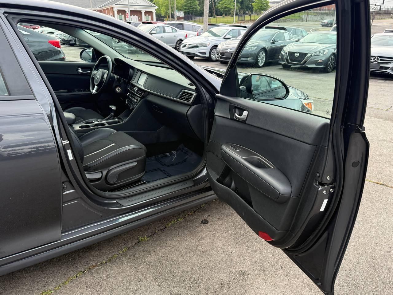 Kia Optima  2018