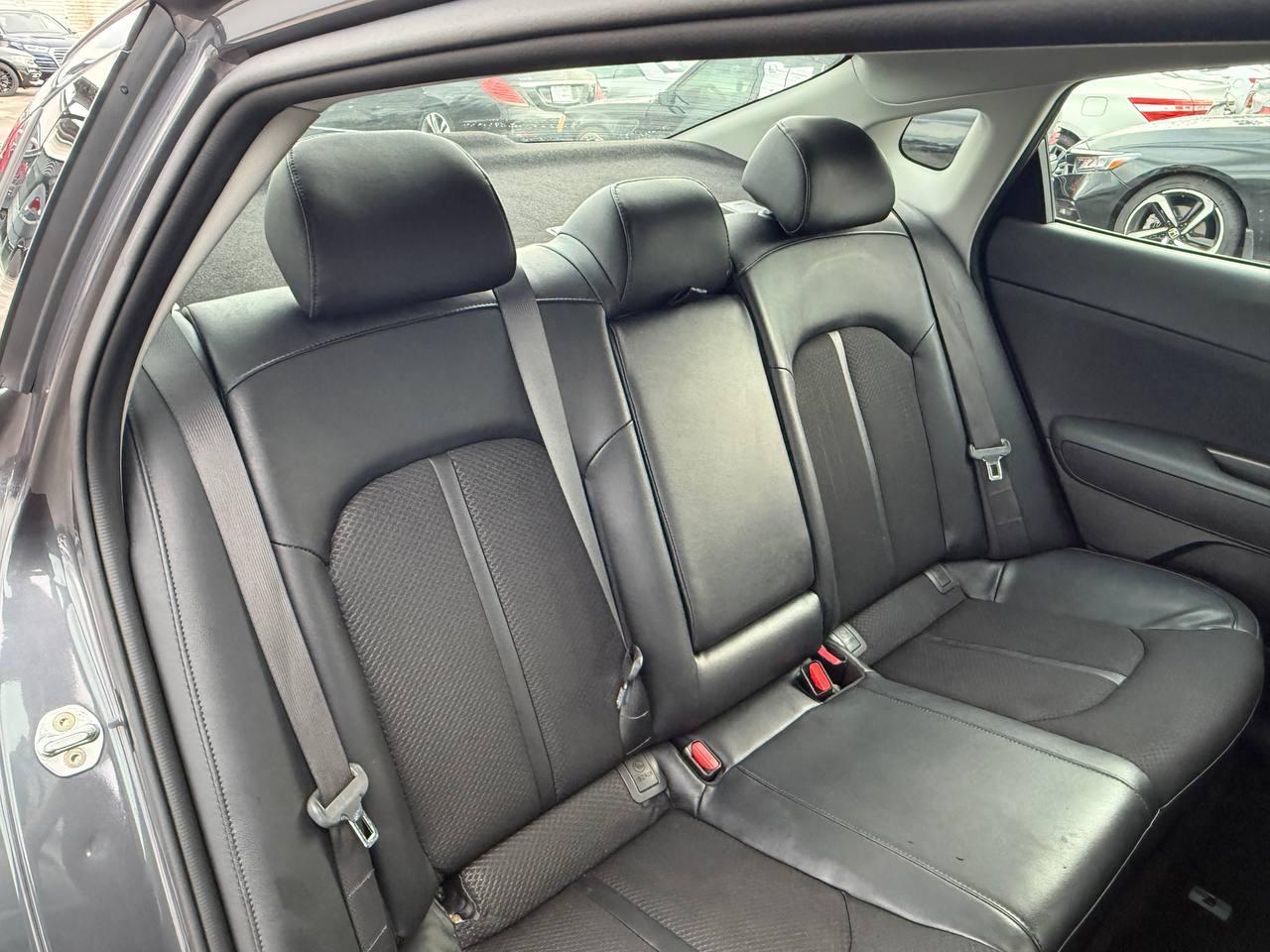 Kia Optima  2018