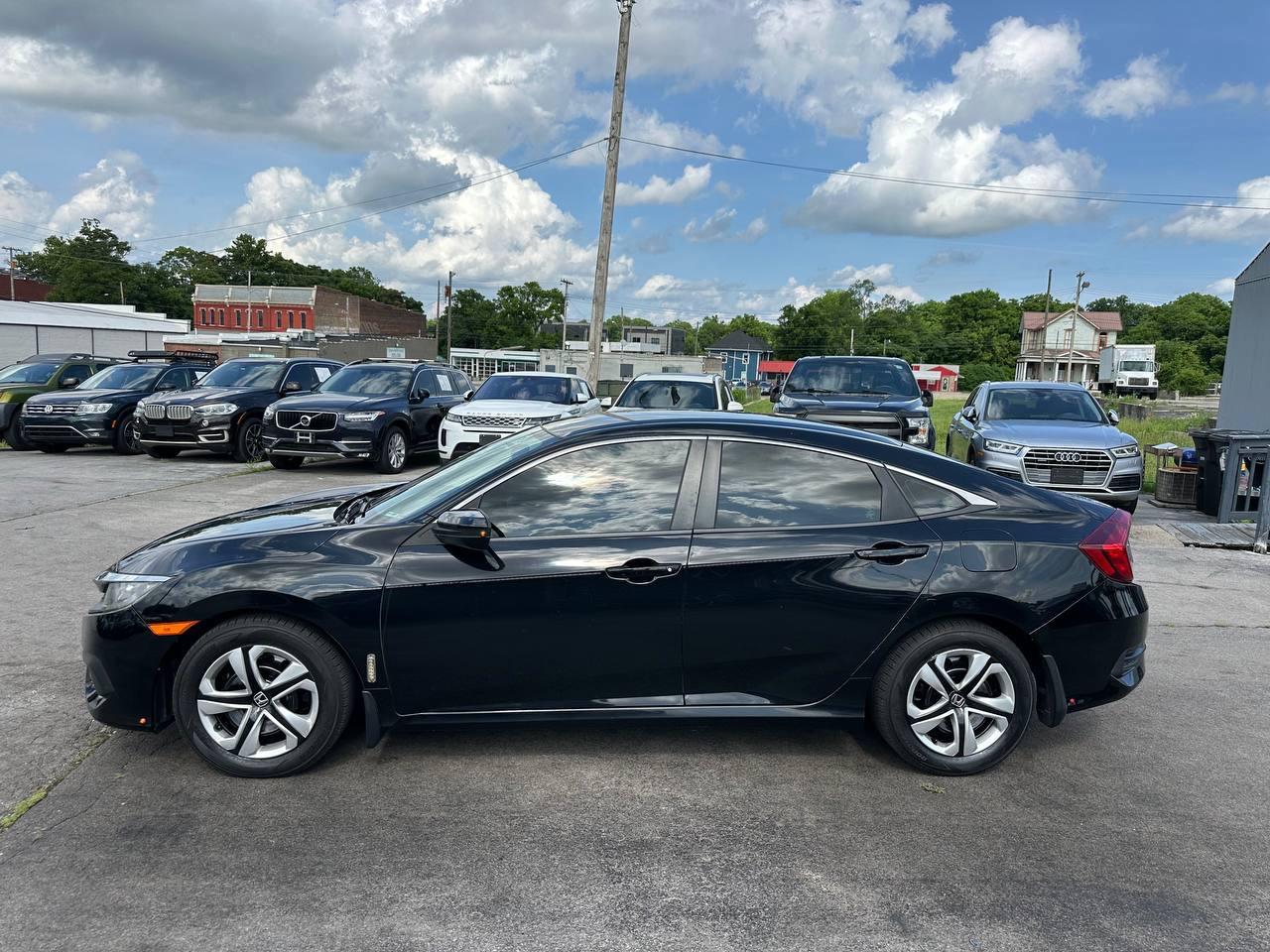 Honda Civic LX Sedan CVT 2016