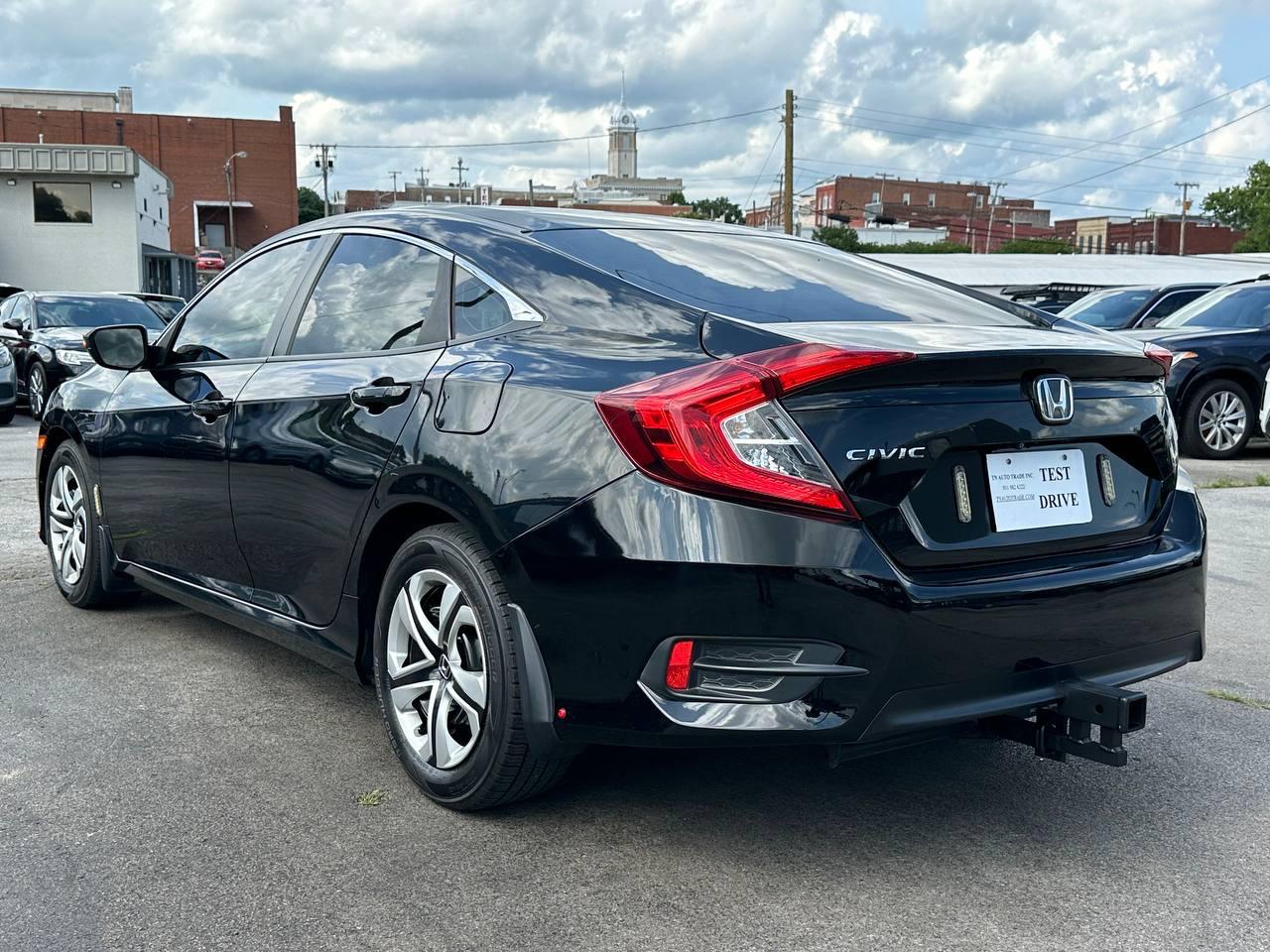 Honda Civic LX Sedan CVT 2016