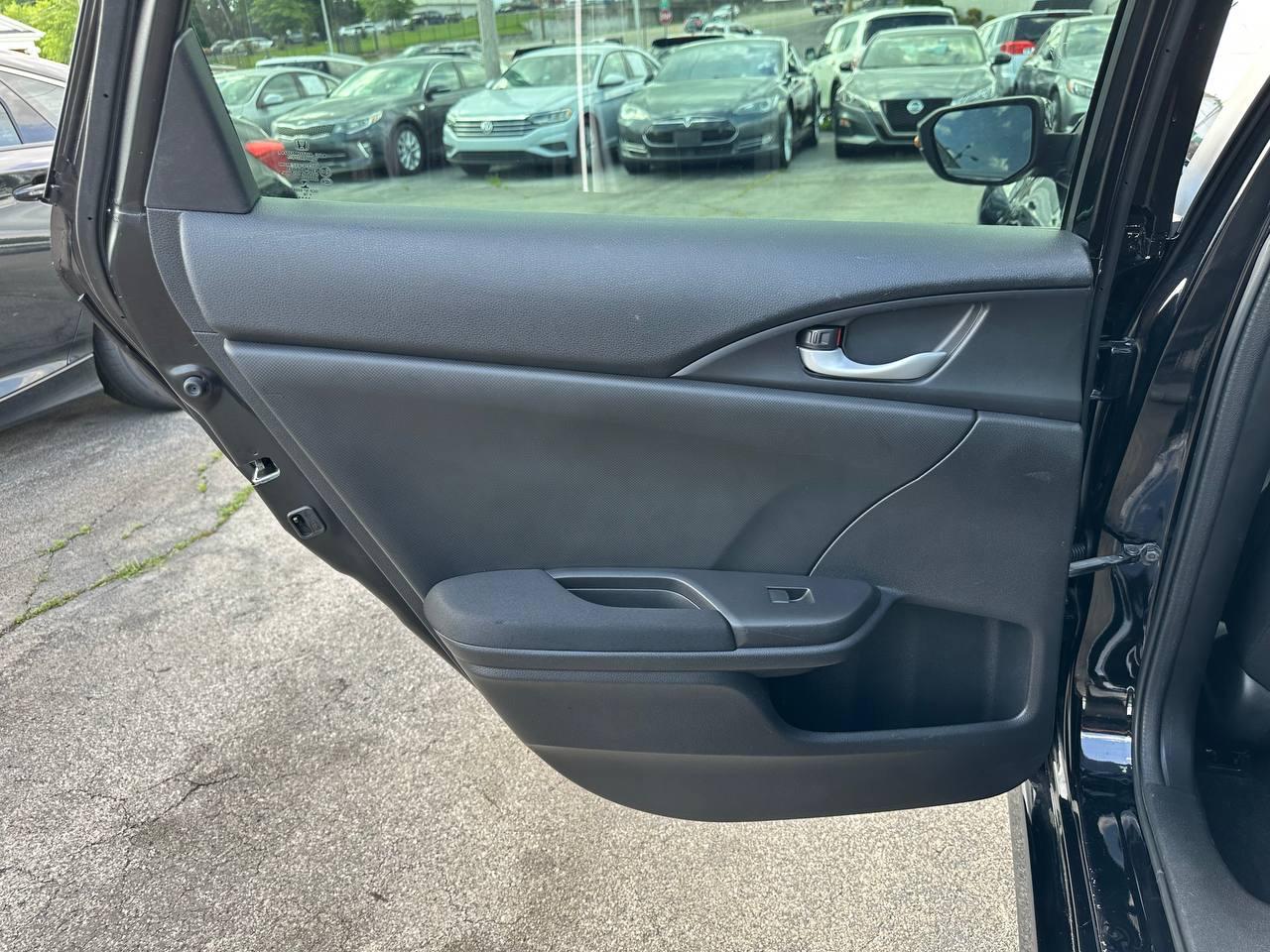 Honda Civic LX Sedan CVT 2016
