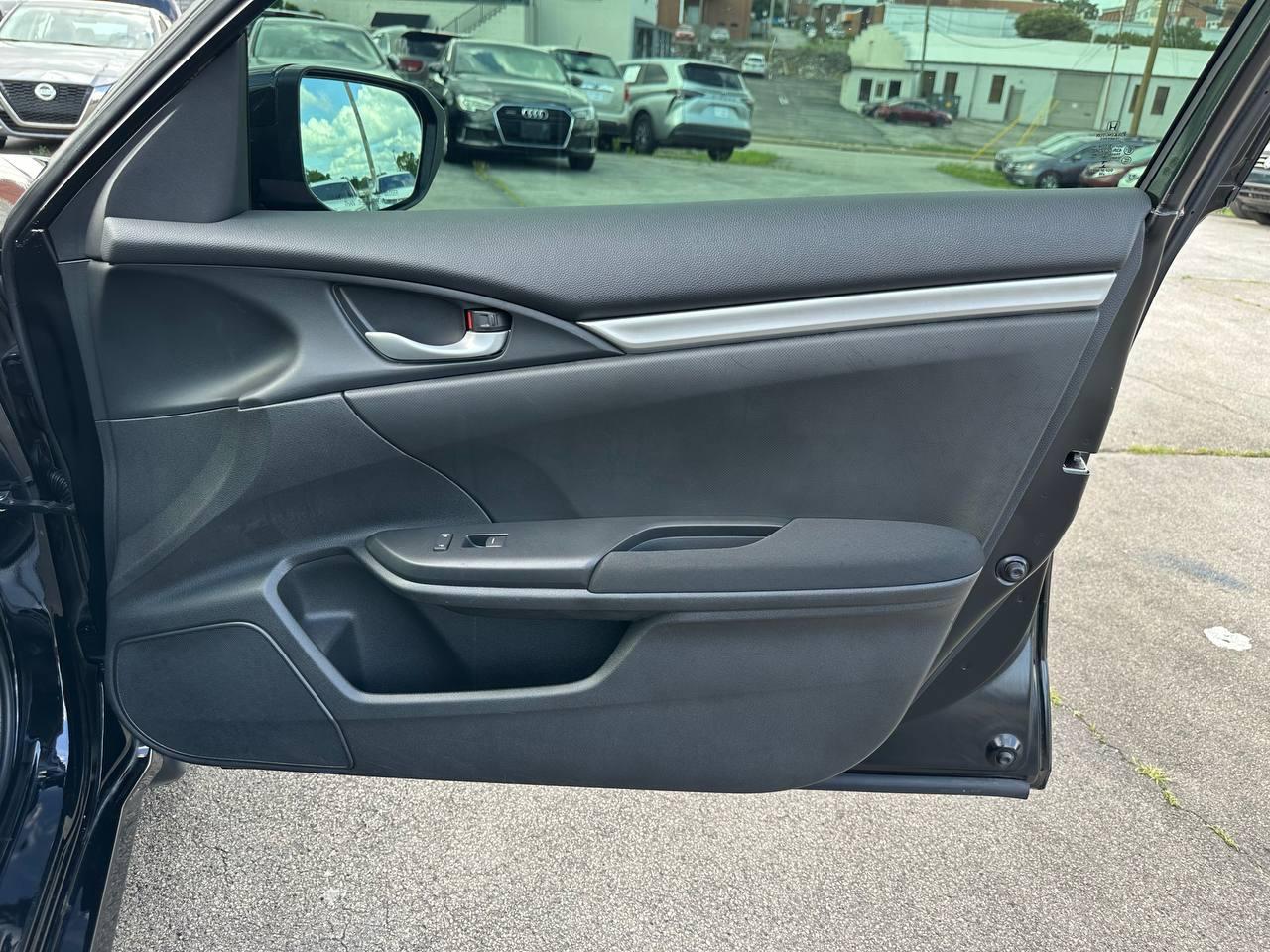 Honda Civic LX Sedan CVT 2016