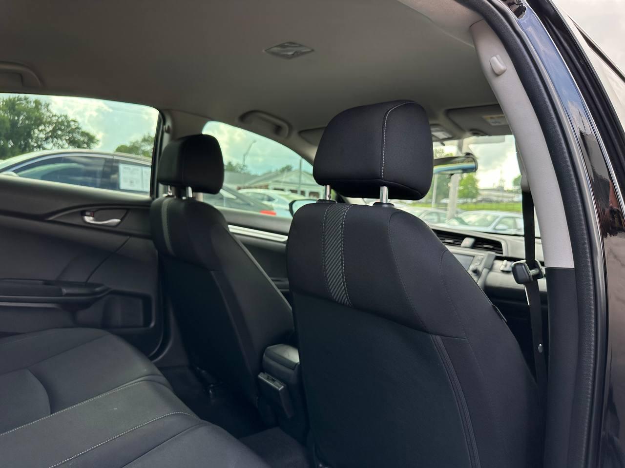 Honda Civic LX Sedan CVT 2016